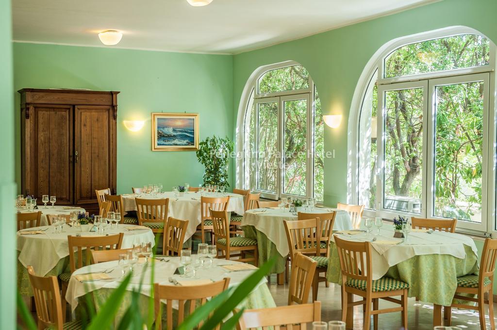 Pellegrino Palace Hotel В'єсте Екстер'єр фото